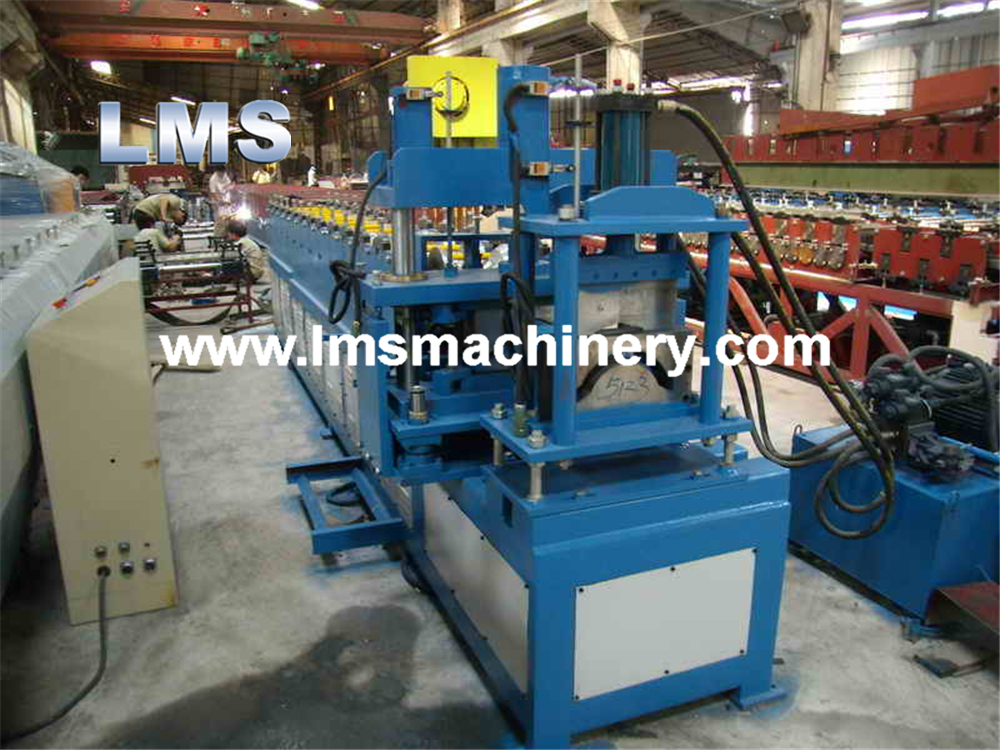 roof machine