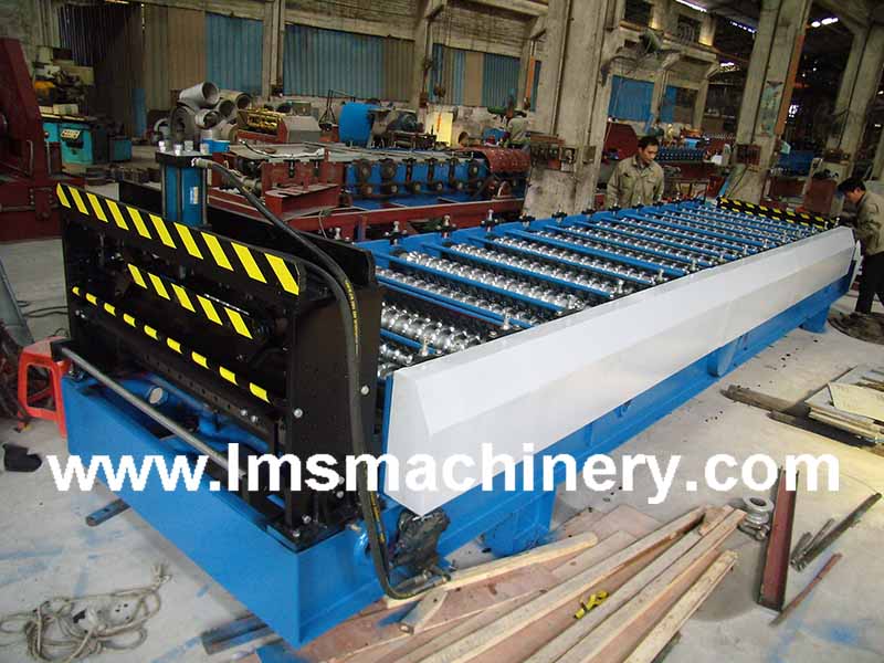 roof machine