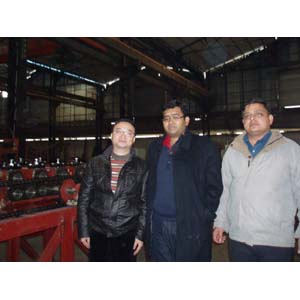 El cliente indio Amit Gupta visita la fábrica de LMS